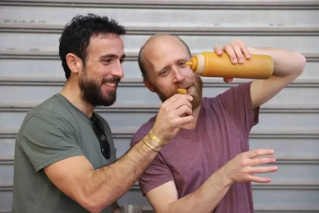 סיור אוכל לתיירים בתל אביב